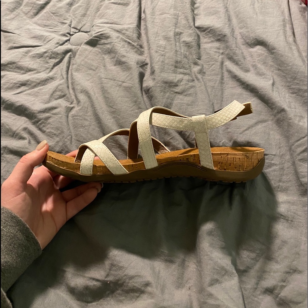 Bearpaw white sandals